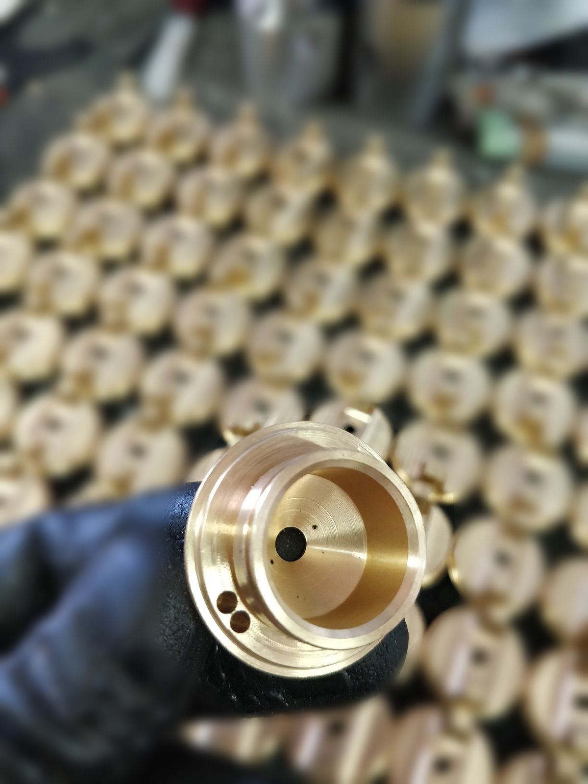 Immagine dell'officina e delle lavorazioni Meccanica MB, foto 8